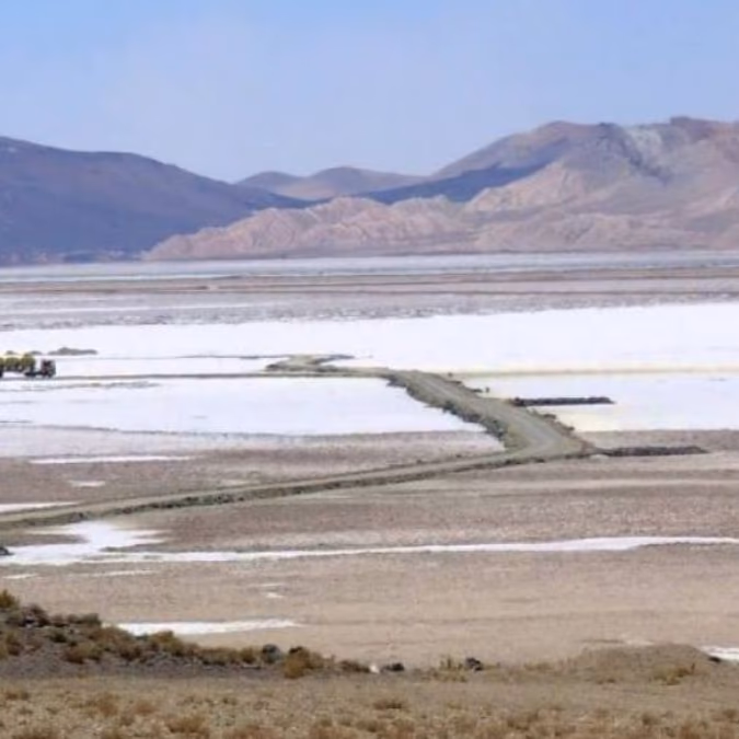 Rio Tinto a punto de asociarse con Codelco en extracción de litio