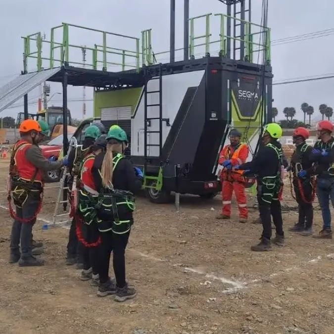 Segma lanza «Nómade», centro móvil para entrenar en seguridad laboral en altura