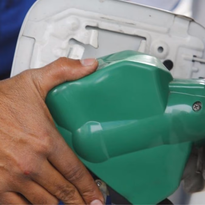 Shell ofrece descuentos de hasta $300 por litro de bencina durante marzo