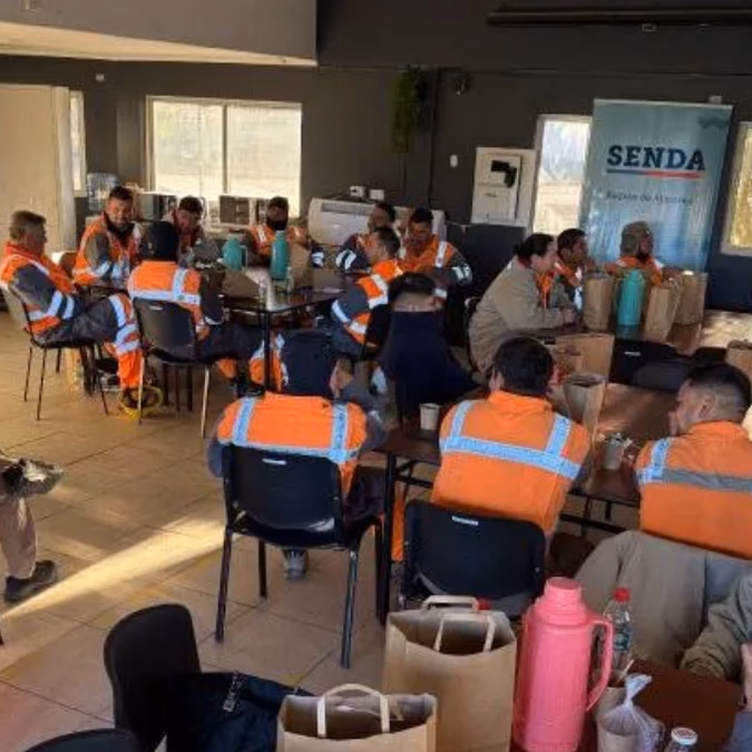 Talleres preventivos de SENDA Atacama llegan a mineras: promoviendo salud integral
