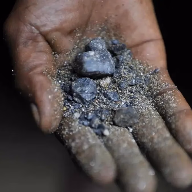 Tierras raras: 390.000 toneladas y el cuello de botella que decide quién manda en la transición energética
