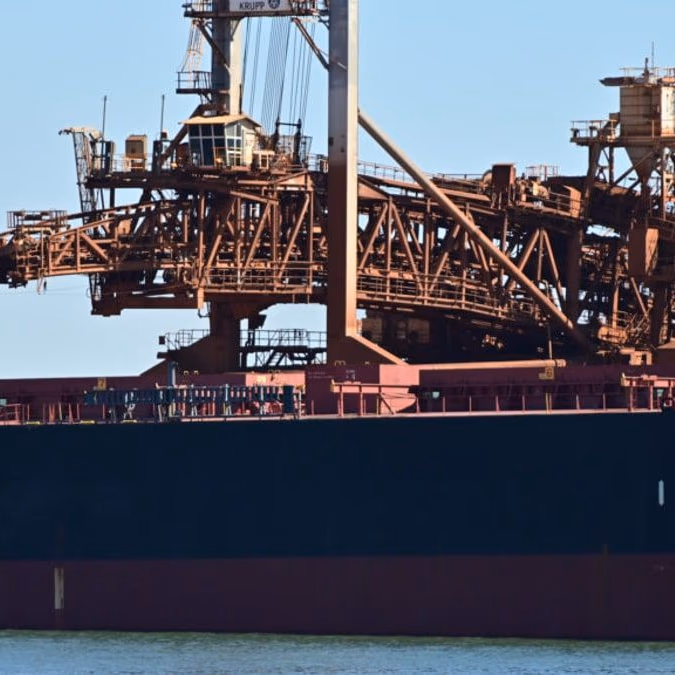 Trabajadores de BHP respaldan huelga en centro de exportación de mineral de hierro en Australia