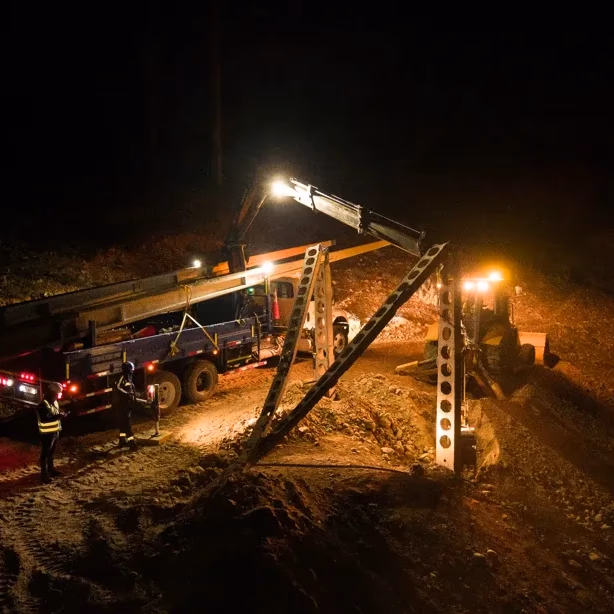 Transelec denuncia robo de 1.800 kilos de cable de cobre en línea de transmisión eléctrica de Huasco y daño grave a 9 estructuras
