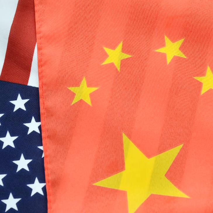 Tregua comercial EE.UU.-China en Londres: Persisten desacuerdos sobre exportación de tierras raras y semiconductores avanzados