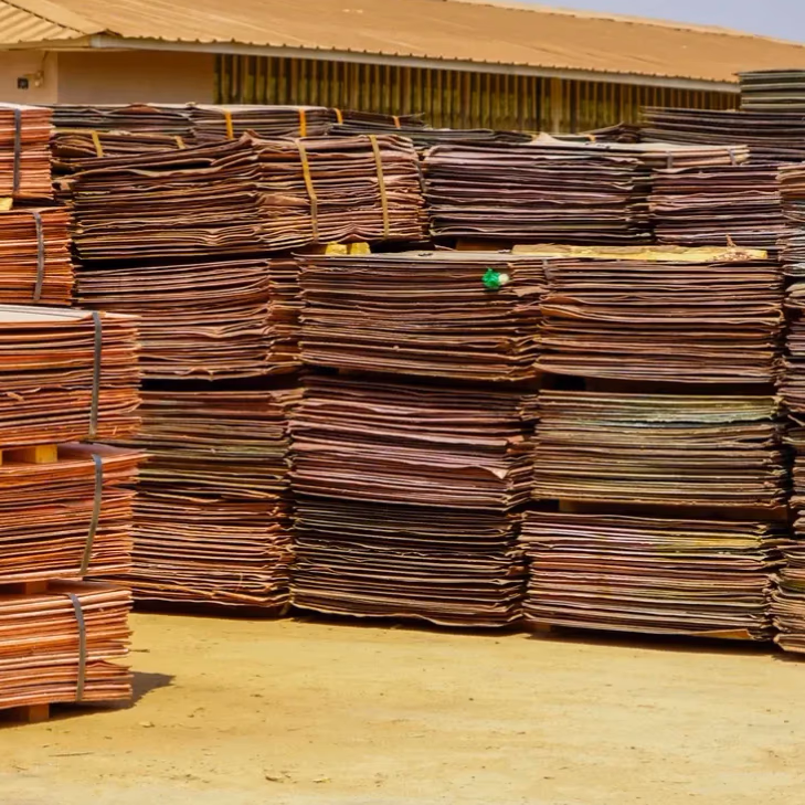 Cochilco analiza factores detrás del alza en el precio internacional del cobre