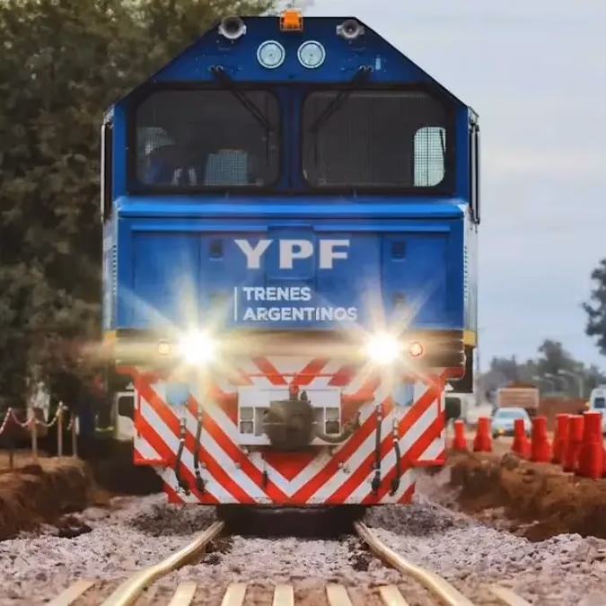YPF anuncia proyecto de tren de pasajeros para Vaca Muerta