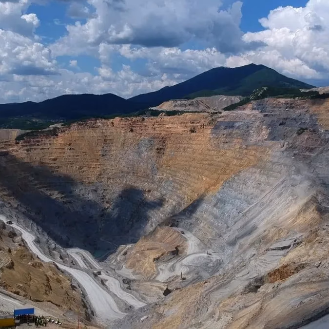 Zijin Mining supera US$10.000 millones en América Latina y apunta al cobre que Perú aún no destraba