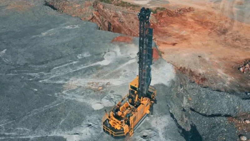 Pecoy Copper incorpora tercera plataforma de perforación para acelerar exploración en Perú