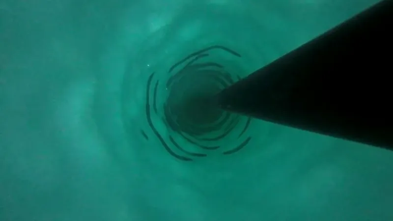 China perfora 3.413 metros en la Antártida y accede al lago subglacial Qilin