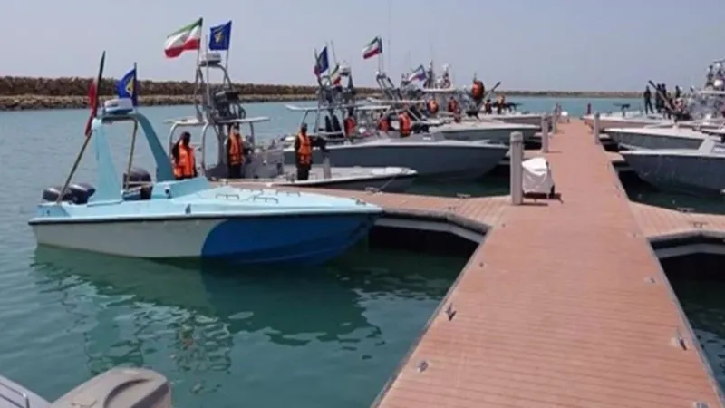 Irán ofrece asistencia a buques en Ormuz y busca reforzar seguridad marítima en zona estratégica
