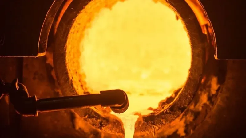 Regis y Vault se fusionan en una operación de 7.700 millones de dólares para crear el tercer mayor productor de oro de Australia