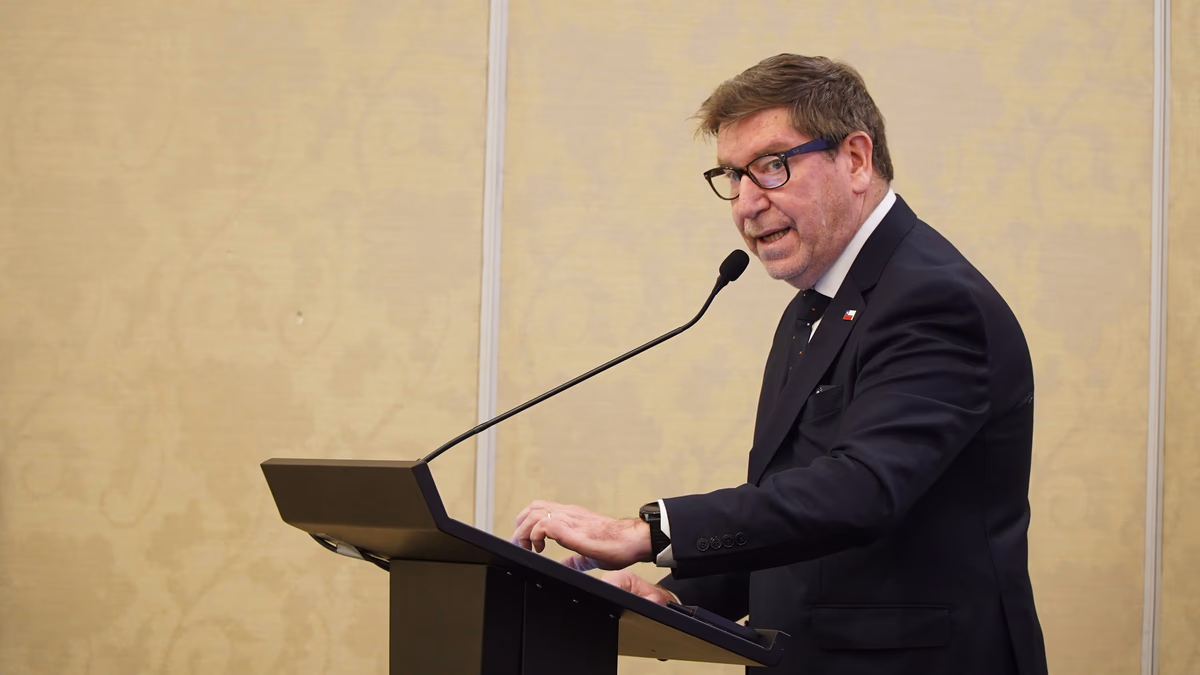 Biministro Mas destaca pilares estratégicos del proyecto de reconstrucción que impactarán en competitividad e inversiones