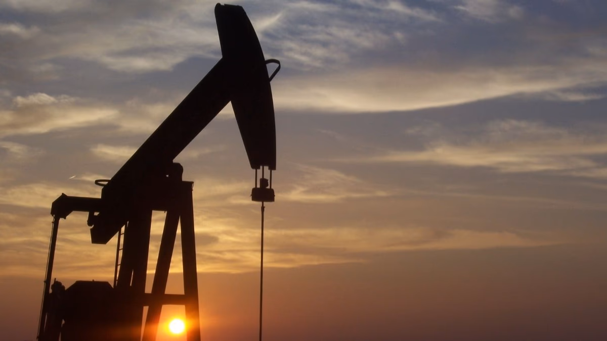 Mercados repuntan, petróleo retrocede y cobre supera los US$6 ante señales de diálogo entre Estados Unidos e Irán