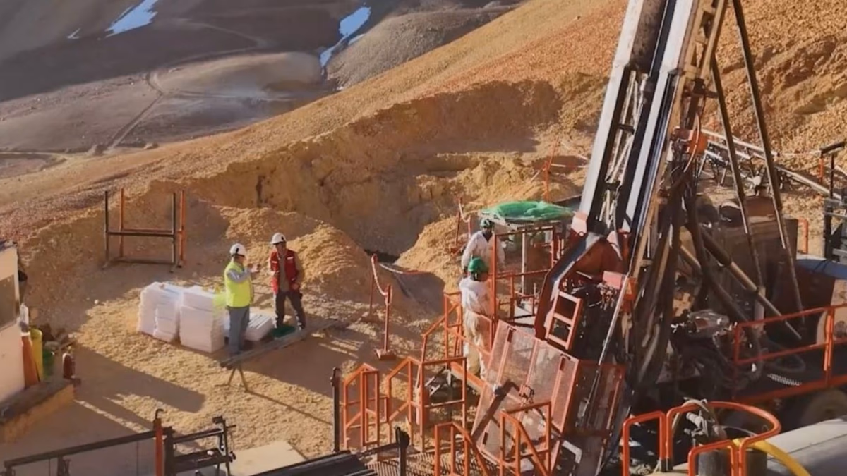 Argentina: Aldebaran Resources Inc. reporta 1.339,30 m de 0,45% CuEq (0,38% CuEq, 0,14 g/t Au y 2,54 g/t Ag), incluyendo 500 m de 0,71% CuEq (0,58% CuEq, 0,35 g/t Au y 1,42 g/t Ag) en el Proyecto Cobre-Oro Altar en San Juan