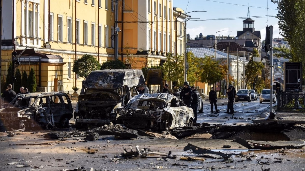 Rusia intensifica ataques sobre Kiev tras amenaza de represalias de Putin por ofensiva ucraniana