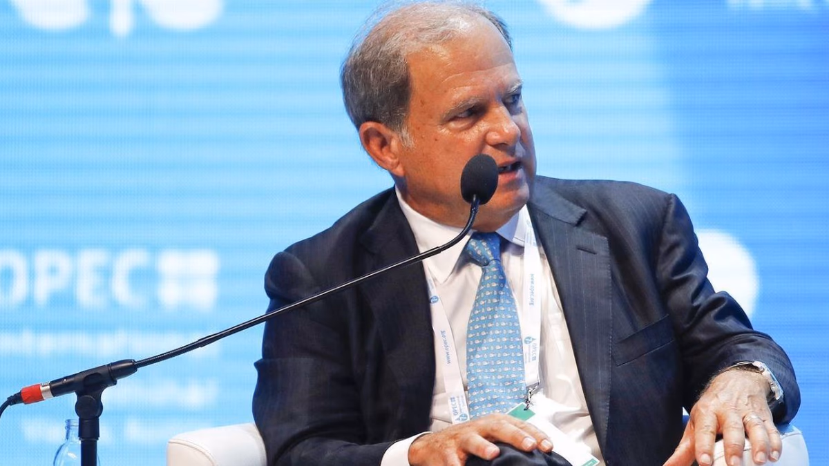 Acusado ex CEO de Pioneer Natural Resources de conspirar con la OPEP
