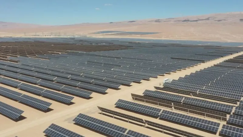 AES Andes apunta a 82% de renovables en 2027: el giro que reordena US$4.000 millones tras frenar INNA en el norte