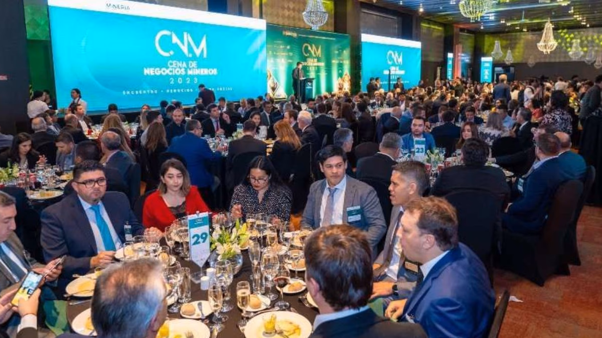 AIA realiza su Cena de Negocios Mineros 2023