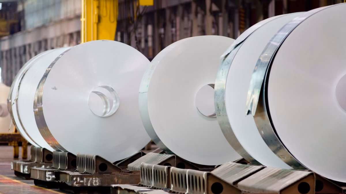 Alcoa cae debido a que los envíos se estancan debido a la demanda inestable