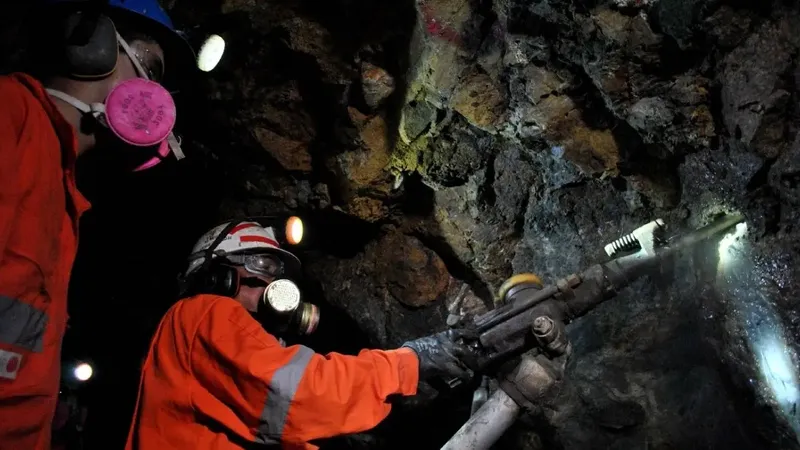 Alta Ley y Sonami impulsan agenda tecnológica para fortalecer la pequeña minería sustentable
