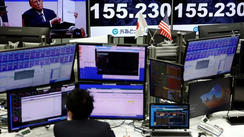 Amenaza arancelaria de Trump sacude a las bolsas globales y empuja a los metales a máximos históricos
