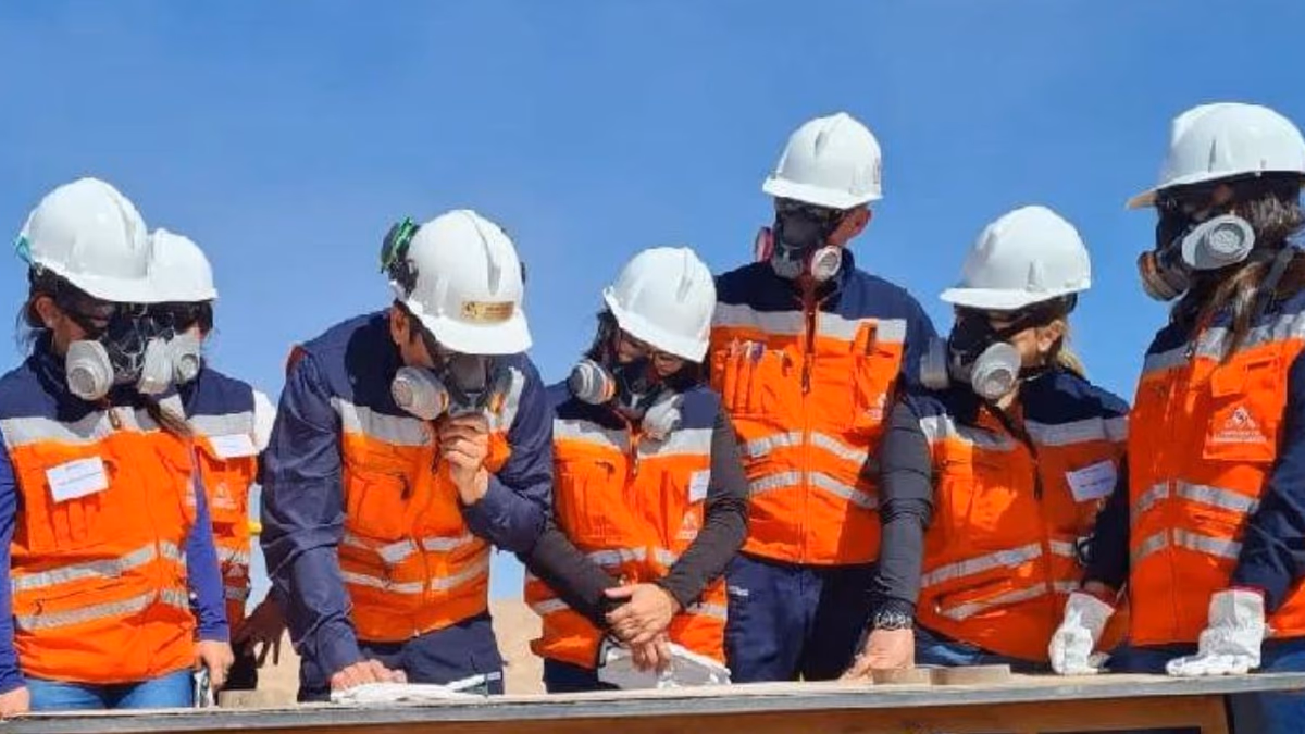 AMSA busca personal para sus faenas, revisa aquí las ofertas laborales