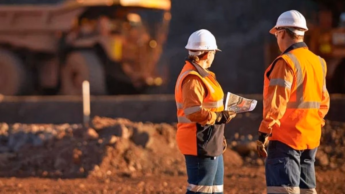 Anglo American publica nuevas vacantes laborales para sus operaciones mineras en Chile