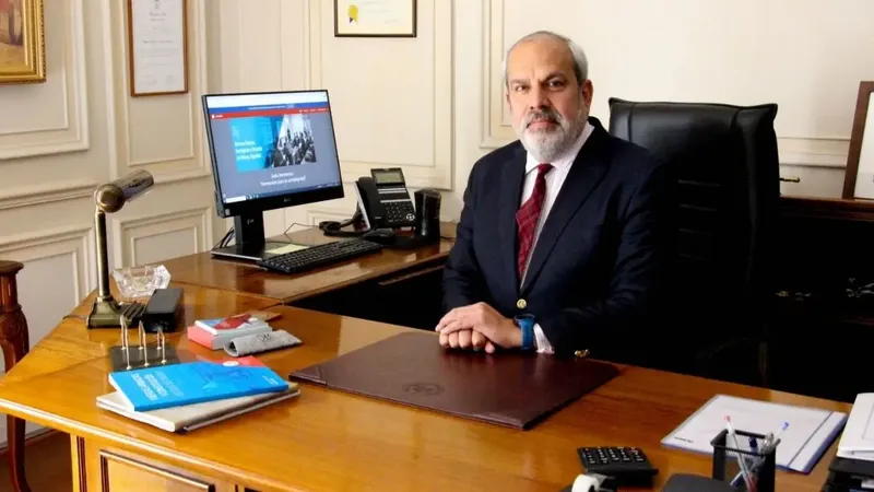 ANI: Kast designa al vicealmirante (r) Ronald Mc Intyre para liderar la agencia en plena reforma del sistema de inteligencia