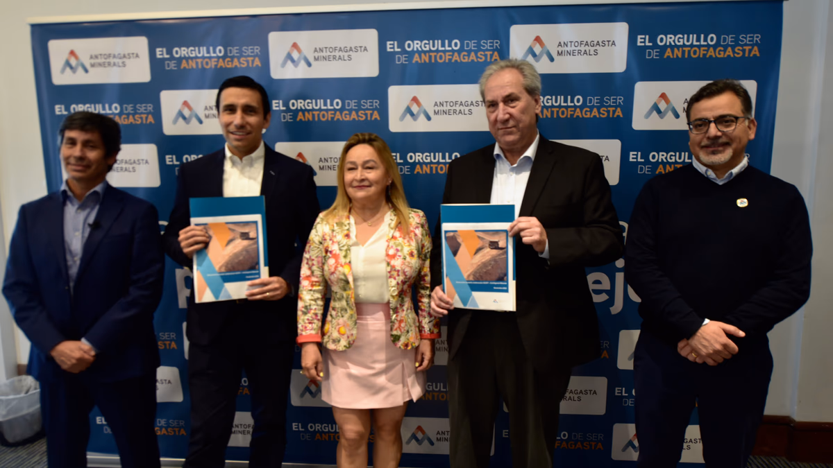 Antofagasta Minerals y SICEP renuevan compromiso para fortalecer el relacionamiento con proveedores regionales