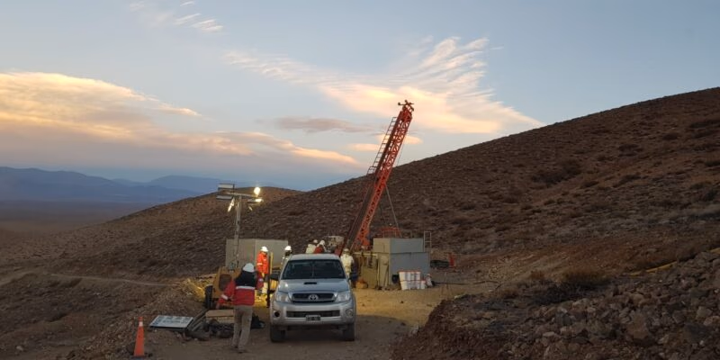 Argentina: Sable Resources Ltd. intercepta 592,8 g/t AgEq sobre 0,5 m dentro de 353,6 g/t AgEq sobre 2,0 m en el Proyecto El Fierro