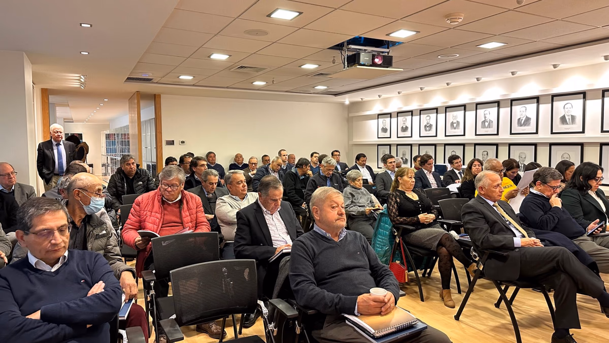 Asamblea de socios aprueba Memoria Anual y Estatutos Financieros