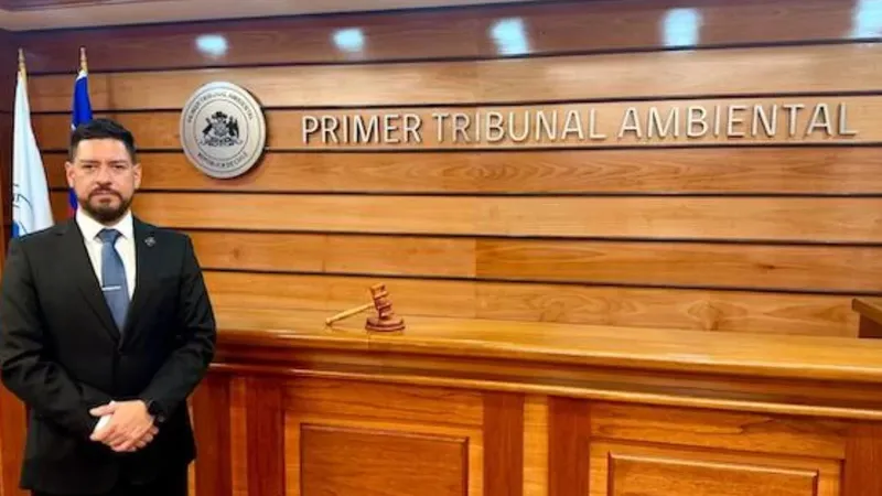 Asume nuevo ministro presidente del Primer Tribunal Ambiental