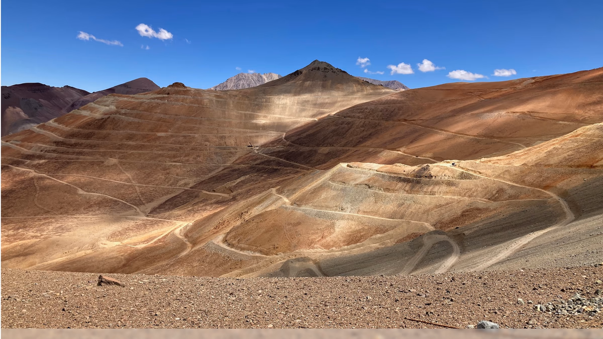 ATEX Resources extiende la mineralización a lo largo de la tendencia occidental en 200 metros hacia el norte del pozo ATXD-11B
