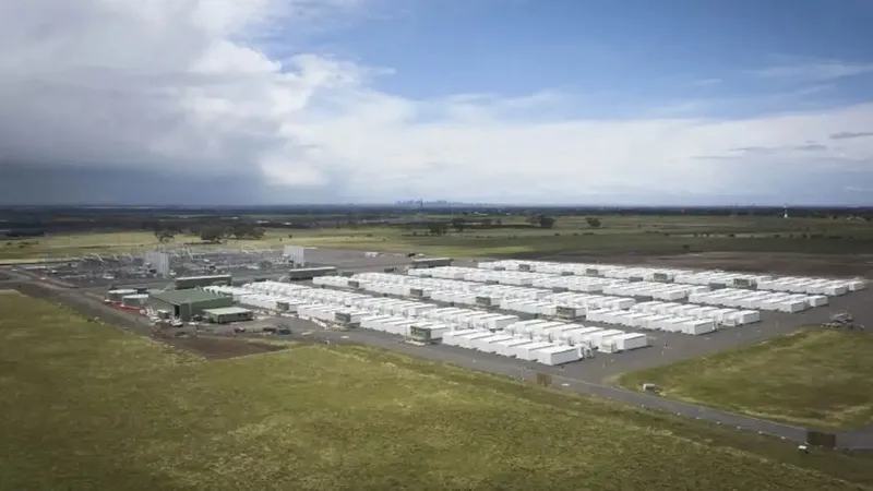 Australia pone en marcha megabatería de 1,6 GWh en Melbourne y refuerza transición energética