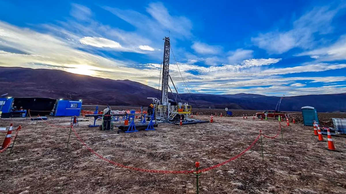 Avances en proyecto de litio Salares Altoandinos con alianza estratégica Chile-UK