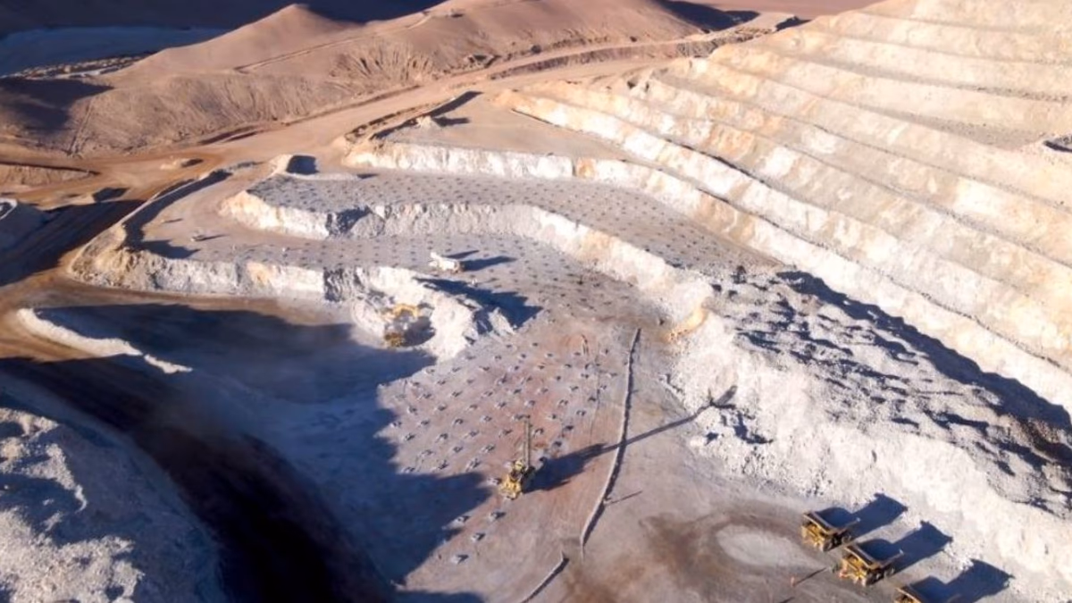 Avances en proyecto Lindero: producción de oro y expansión de plataforma de lixiviación.