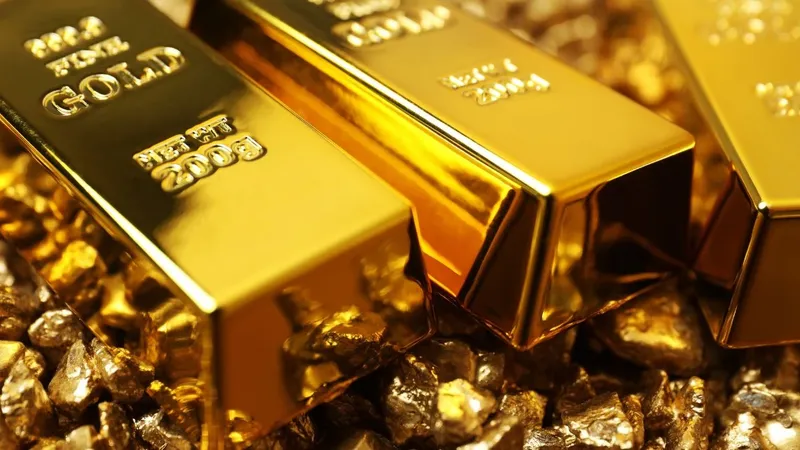 Banco Central de Rusia vende 700,000 onzas de oro por diversificación