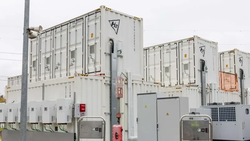 Batería de vanadio: España pone en marcha sistema de 8 MWh que marca un hito en almacenamiento energético