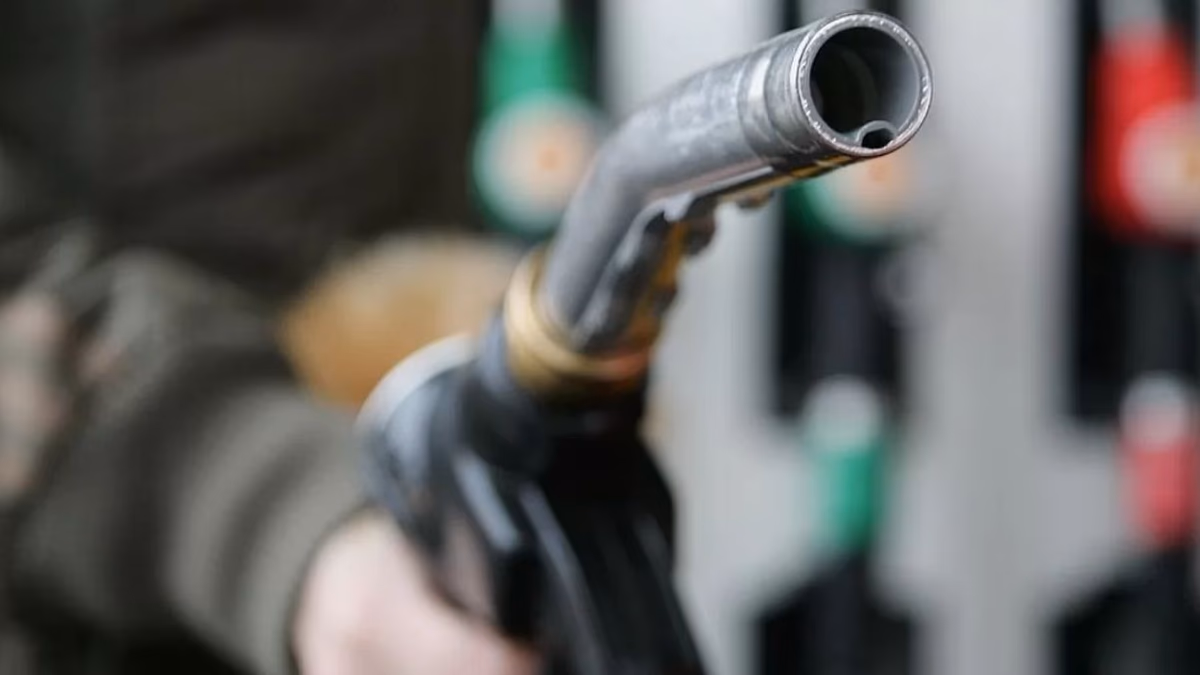 Bencina bajará de precio en Chile: ¿desde cuándo y cuánto podrían ahorrar los automovilistas?