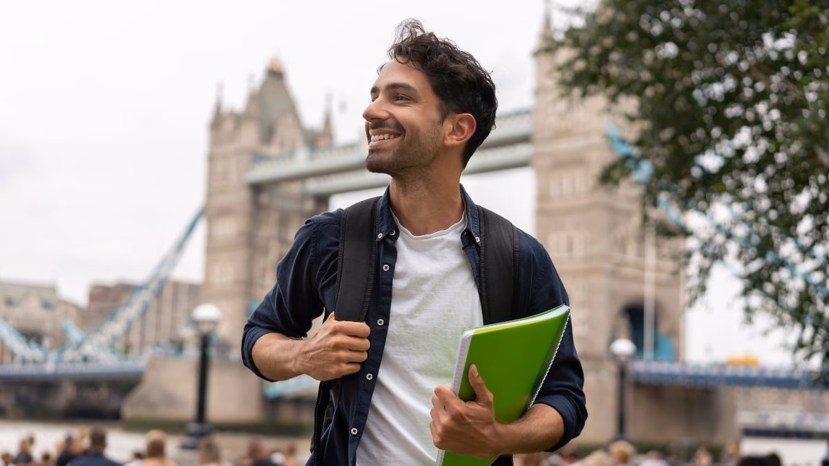 Beneficios y bonos para estudiantes de educación básica, media y superior
