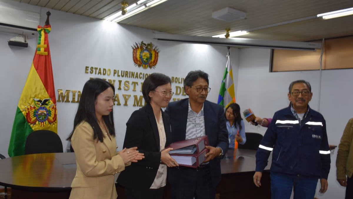 Bolivia: Avance Significativo en la Construcción de la Planta Refinadora de Zinc en Oruro