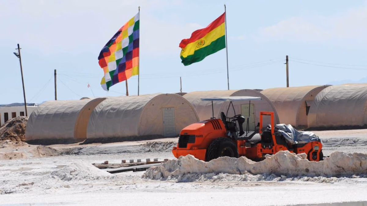 Bolivia considera inversión en minería de litio por parte de Petrobras de Brasil