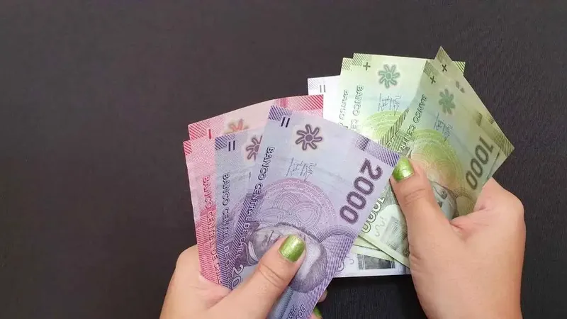 Bono Bodas de Plata: Revisa si puedes recibirlo y dónde cobrarlo