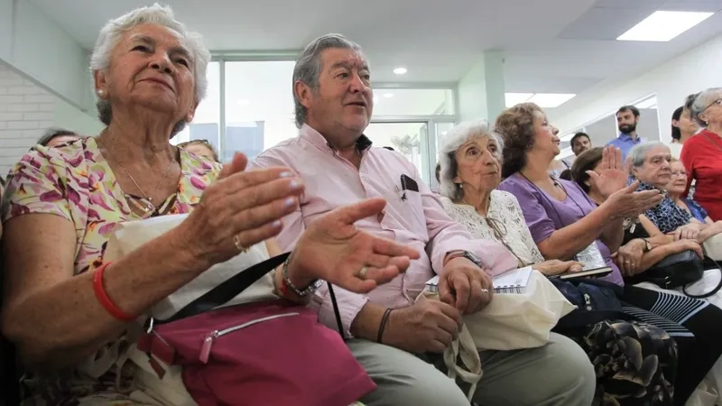 Bonos para pensionados 2026: PGU de hasta $250 mil y seis beneficios clave que complementan la jubilación