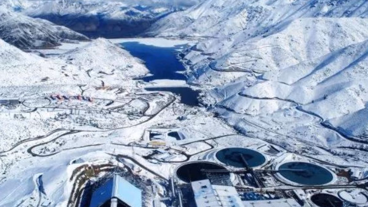 Brazo minero del grupo Luksic ratifica inversión para este año y ya recibió US$ 945 millones de fallido proyecto en Pakistán
