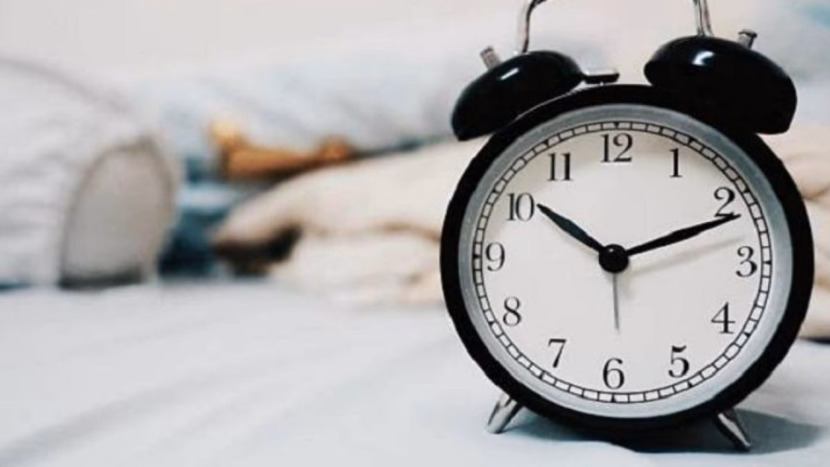 Cambio al horario de invierno en Chile: ¿A qué hora amanece y atardece tras ajustar el reloj?