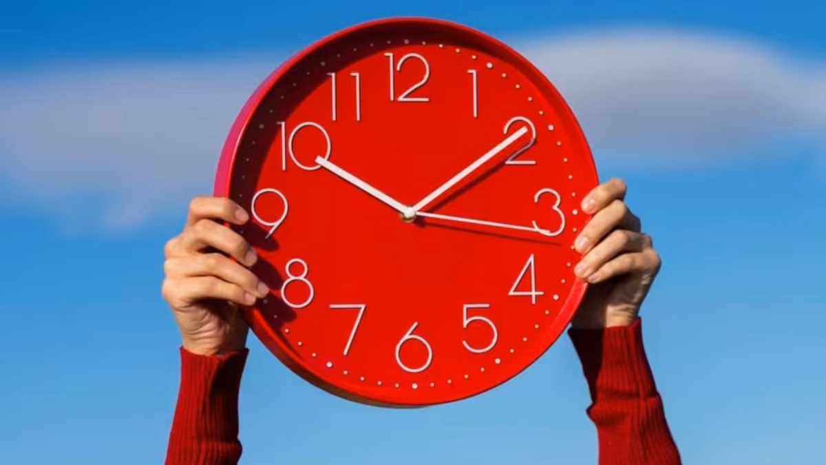 Cambio de hora en Chile 2025: confirman nueva fecha para adelantar los relojes