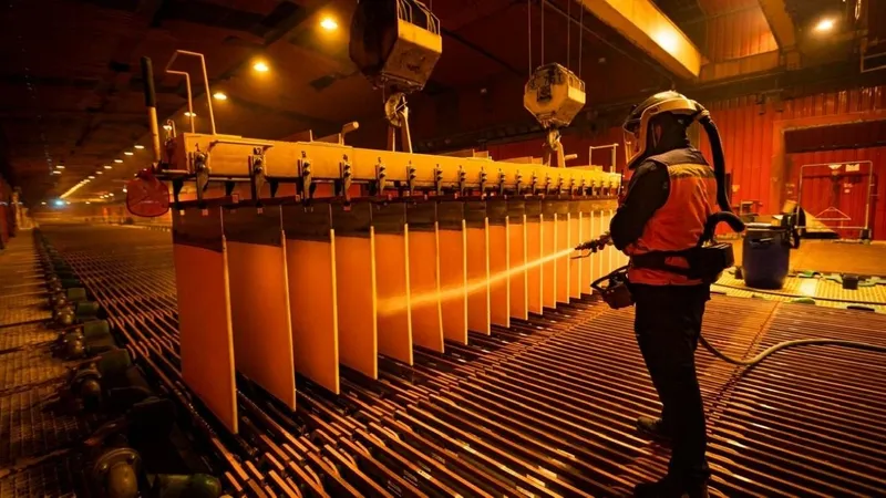 Cátodos de Antucoya logran certificación en LME y COMEX y superan 99,9935% de pureza en un hito clave para Antofagasta Minerals