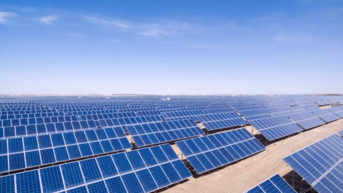 Chile inaugura la mayor planta solar para impulsar las energías verdes