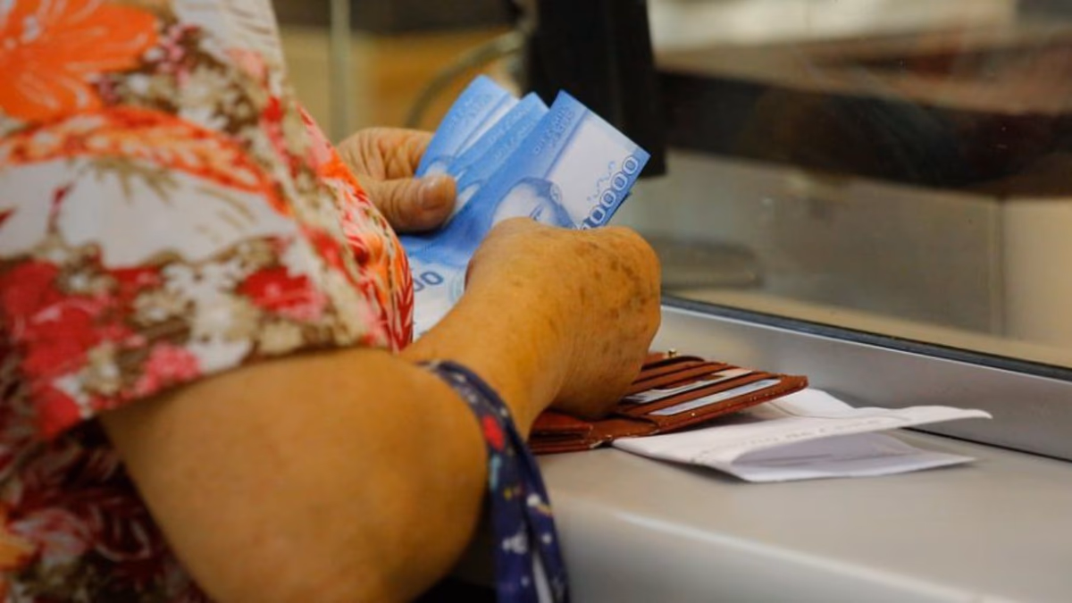 PGU para mayores de 82 años: monto máximo y consulta con RUT